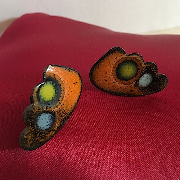 Vintage 60 70 MCM MOD Copper Butterfly Wing Abstract Clip Earrings - Picture 3 of 13